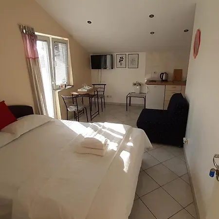 Apartment Antica