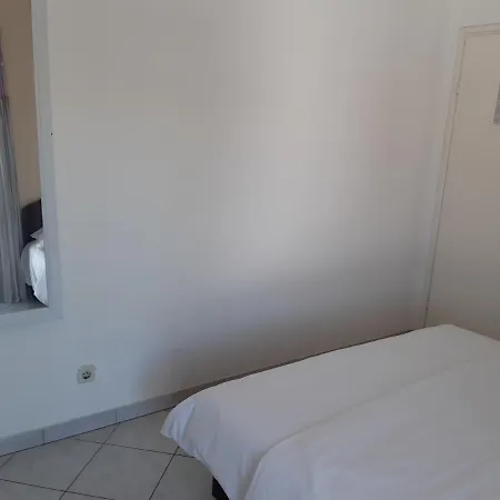 Antica Daire Sveti Filip i Jakov
