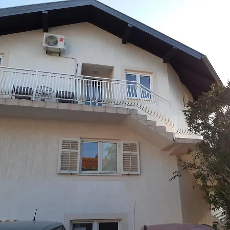 Antica * Sveti Filip i Jakov